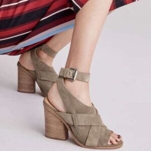 Marc Fisher Valen Platform Sandals